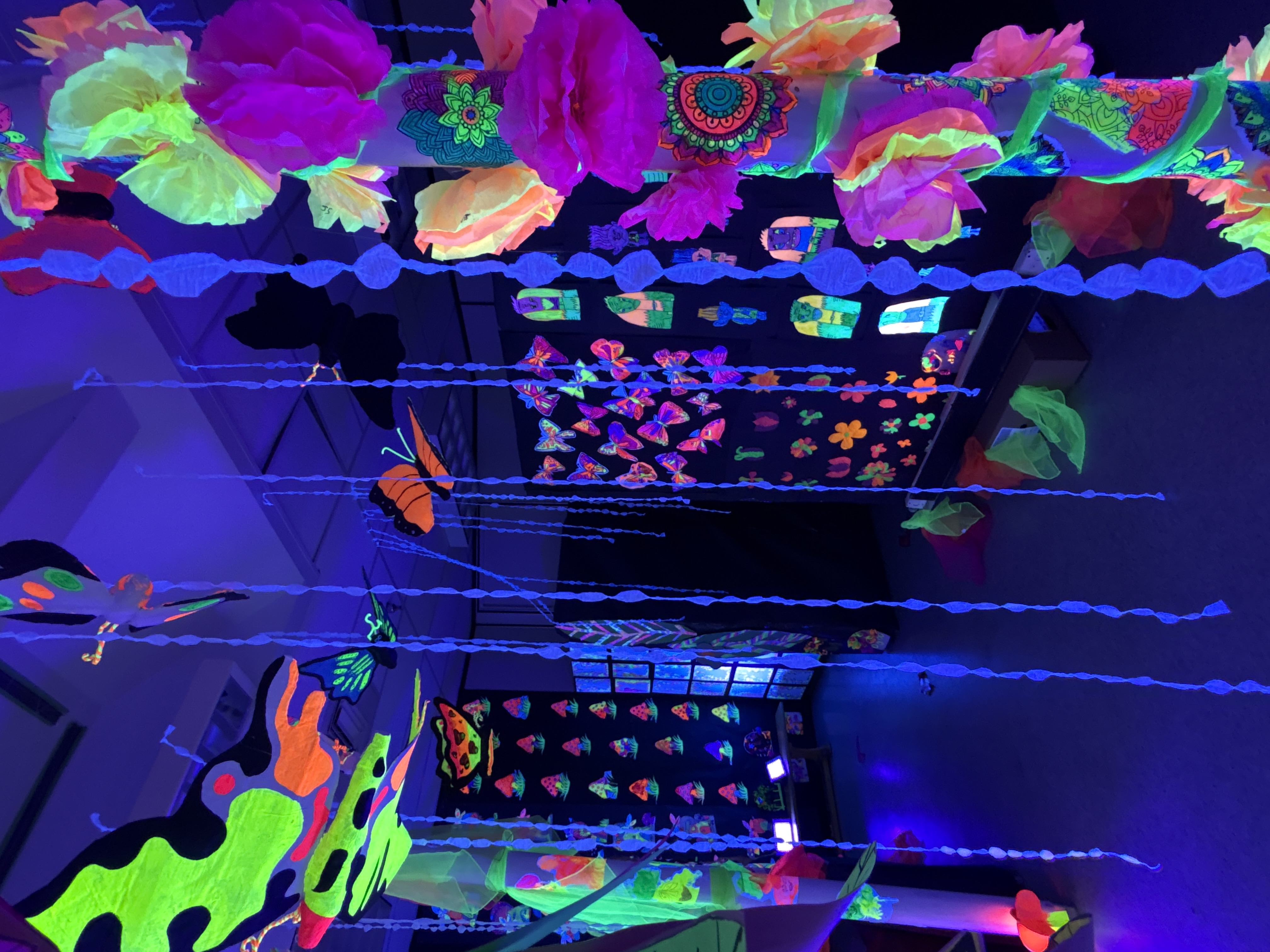 Glow Gallery - HPE-3